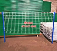 <b>裝陽（yáng）台用那種材質的武漢護欄好？</b>